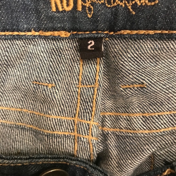 Kut from the Kloth Crop Jeans - Picture 2 of 3